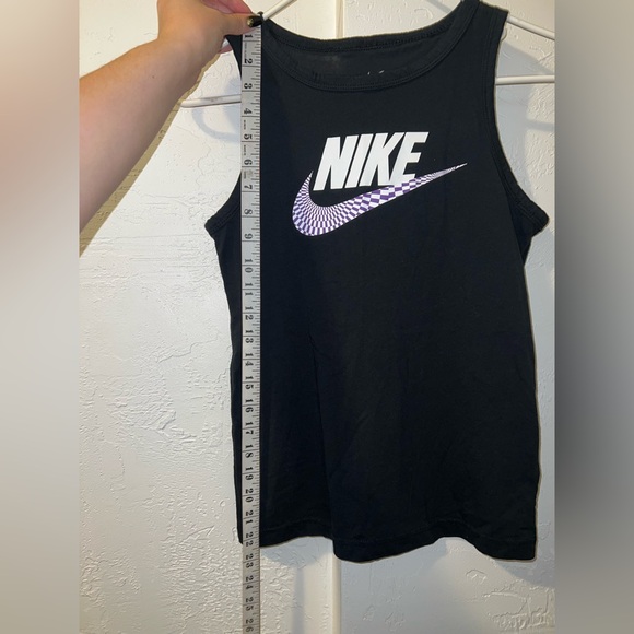 Nike Tank Top - Picture 7 of 9